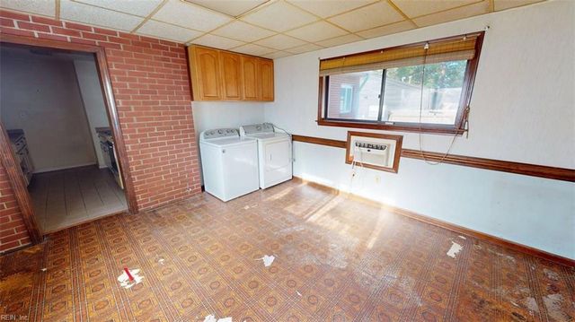 3500 Silina DR, Virginia Beach, VA 23452