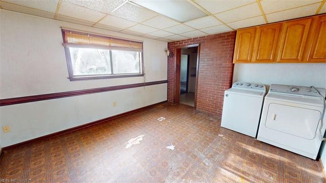 3500 Silina DR, Virginia Beach, VA 23452