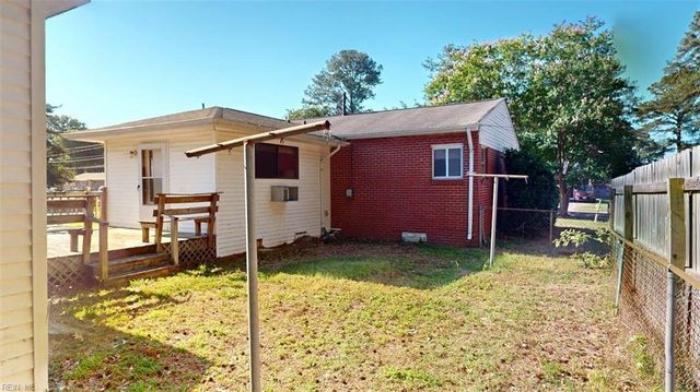 3500 Silina DR, Virginia Beach, VA 23452