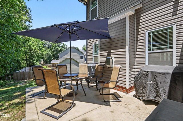 324 Gwendolyn Way, Fuquay Varina, NC 27526
