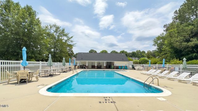 324 Gwendolyn Way, Fuquay Varina, NC 27526