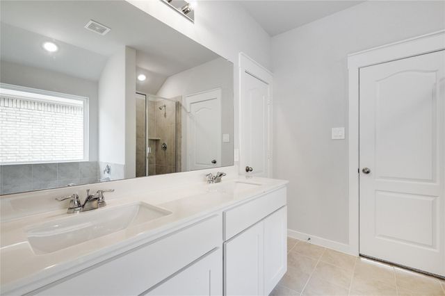 11877 Stratosphere Drive, Conroe, TX 77303