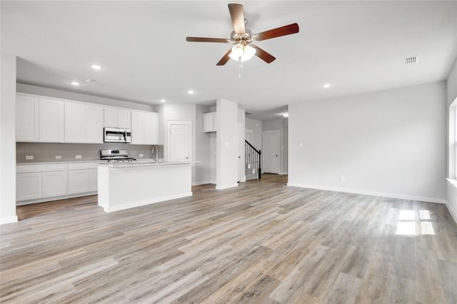 11877 Stratosphere Drive, Conroe, TX 77303