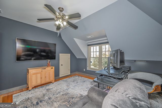 1103 Ridenour Court NW, Kennesaw, GA 30152