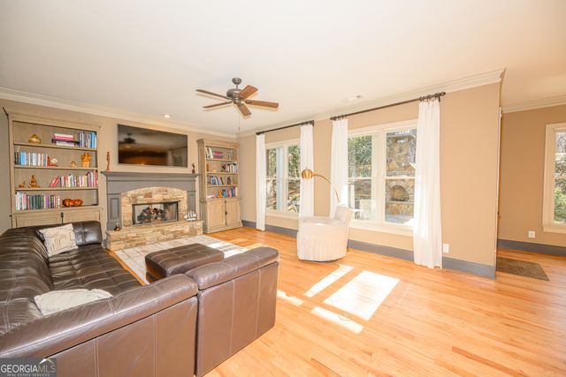 1103 Ridenour Court NW, Kennesaw, GA 30152