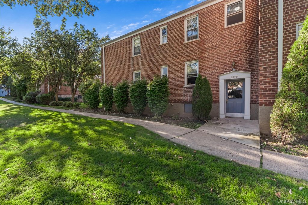 2299 Palmer Avenue K, New Rochelle, NY 10801 — photo 2