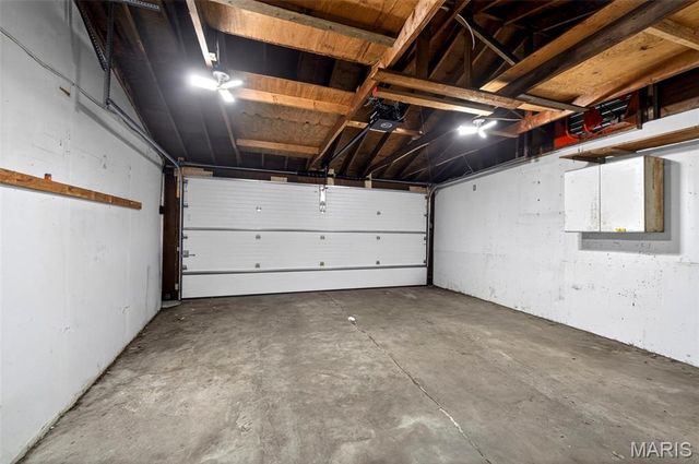 10128 Isabelle Place, St Ann, MO 63074