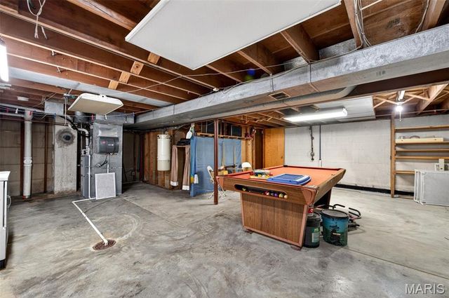 10128 Isabelle Place, St Ann, MO 63074