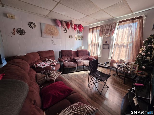 48 Taylor Street, Waterbury, CT 06702