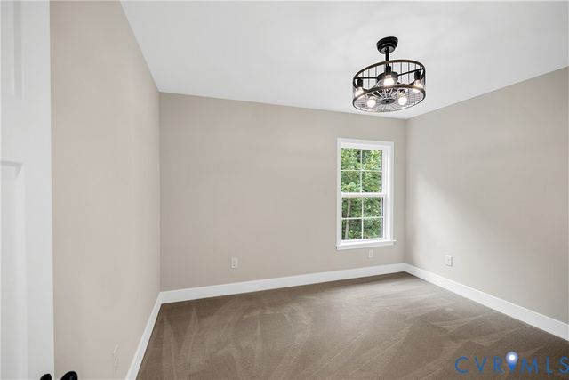 9066 Vidette Ln, Mechanicsville, VA 23116