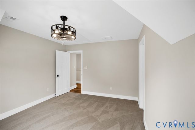 9066 Vidette Ln, Mechanicsville, VA 23116