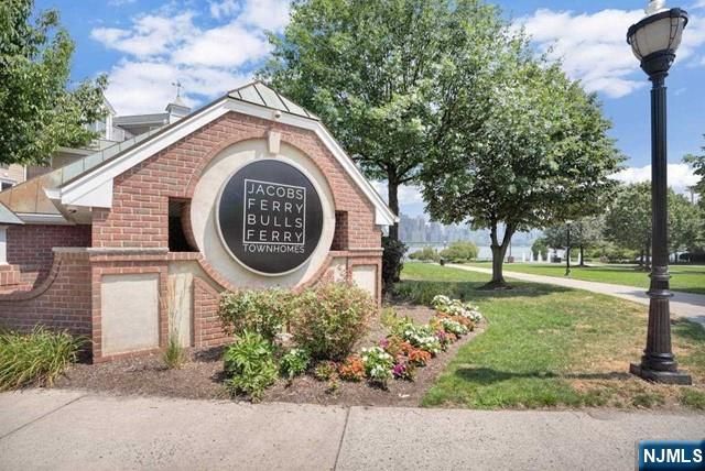 375 Kingston Court, West New York, NJ 07093