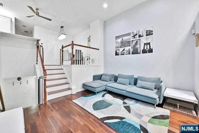 375 Kingston Court, West New York, NJ 07093