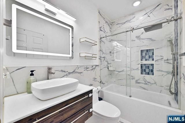 375 Kingston Court, West New York, NJ 07093