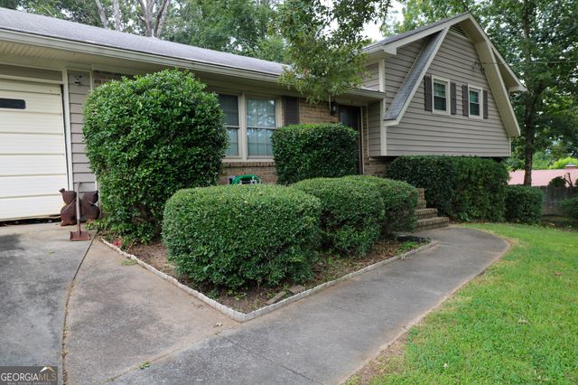 2 Thornwood Drive SW, Rome, GA 30165