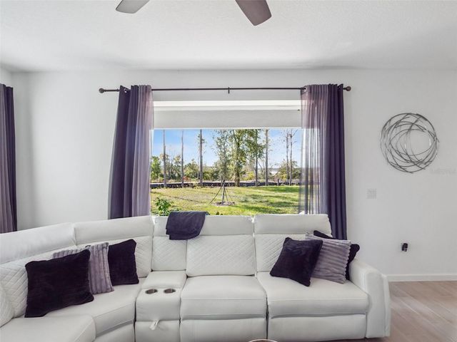 591 VIA BELLA COURT, Howey In The Hills, FL 34737