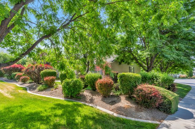 4568 W TEMPLE SHADOWS DR, Cedar Hills, UT 84062