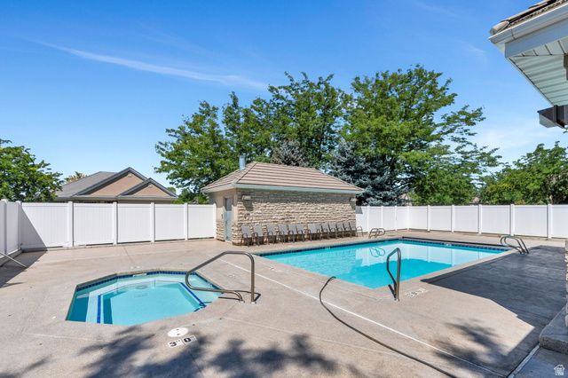 4568 W TEMPLE SHADOWS DR, Cedar Hills, UT 84062