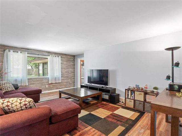 1125 Georgian Drive, Kettering, OH 45429