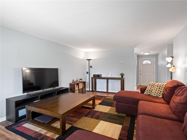 1125 Georgian Drive, Kettering, OH 45429