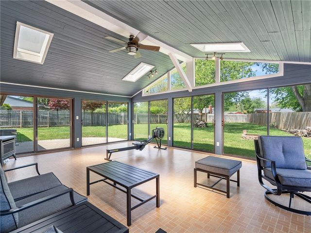 1125 Georgian Drive, Kettering, OH 45429