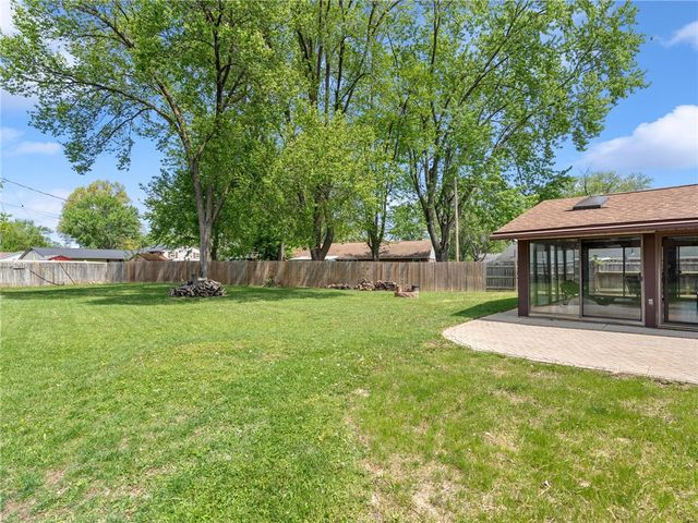 1125 Georgian Drive, Kettering, OH 45429