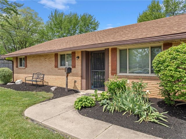 1125 Georgian Drive, Kettering, OH 45429