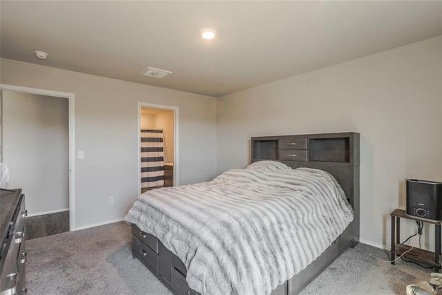 9504 Saddle Drive, Yukon, OK 73099