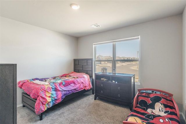 9504 Saddle Drive, Yukon, OK 73099