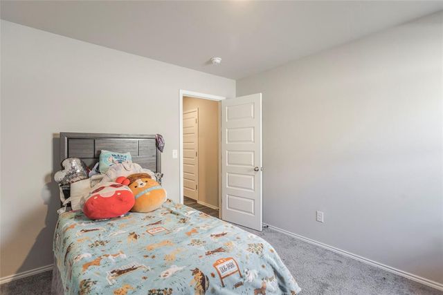 9504 Saddle Drive, Yukon, OK 73099