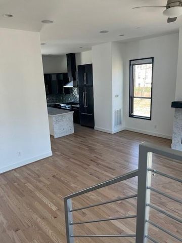 1255 Utah Street, Houston, TX 77007