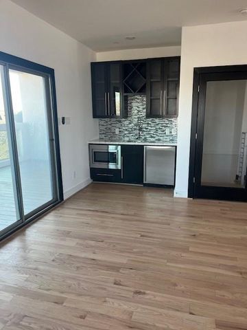 1255 Utah Street, Houston, TX 77007