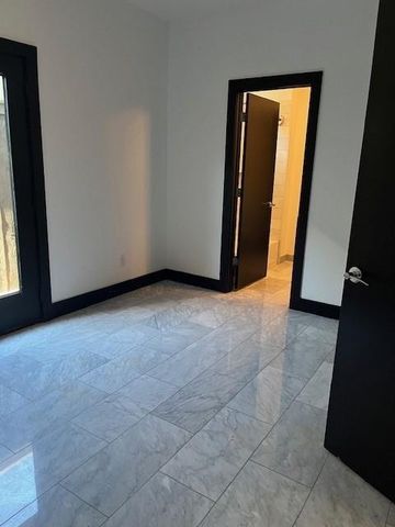 1255 Utah Street, Houston, TX 77007