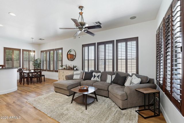 3158 E SIERRA MADRE Avenue, Gilbert, AZ 85296