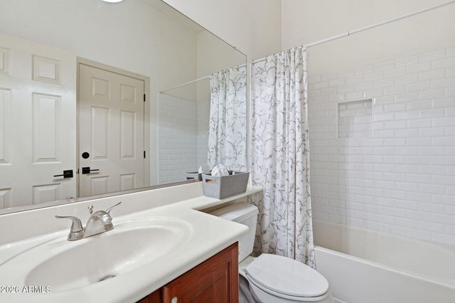 3158 E SIERRA MADRE Avenue, Gilbert, AZ 85296