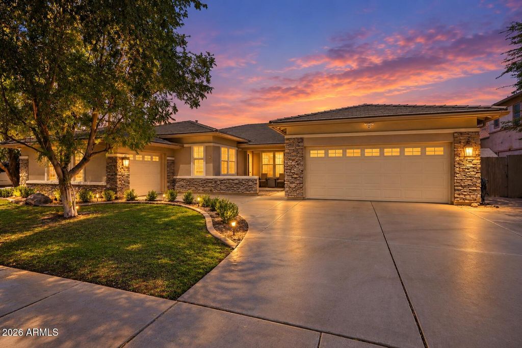 3158 E SIERRA MADRE Avenue, Gilbert, AZ 85296 — exterior