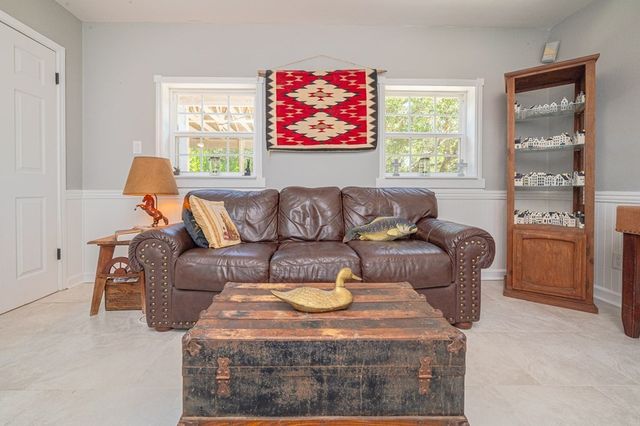 1705 Rhodes Ave W, Aransas Pass, TX 78336