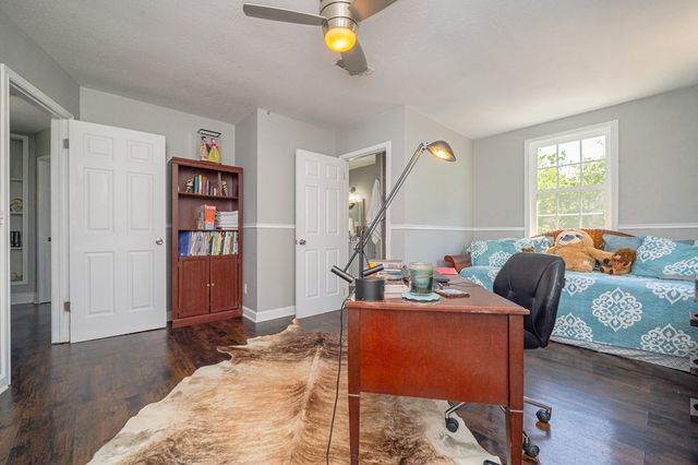 1705 Rhodes Ave W, Aransas Pass, TX 78336