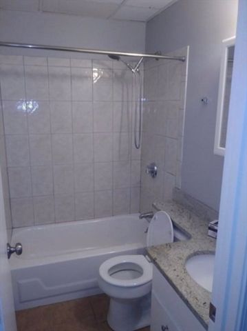 265 Dorchester St 3, Boston, MA 02127