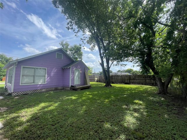 906 Fields Street, Richmond, TX 77469