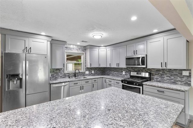 27407 Afton Way, Huffman, TX 77336