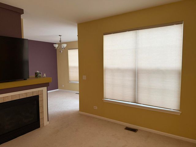 3050 Nicklaus Lane, Wadsworth, IL 60083