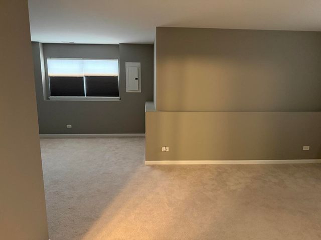 3050 Nicklaus Lane, Wadsworth, IL 60083