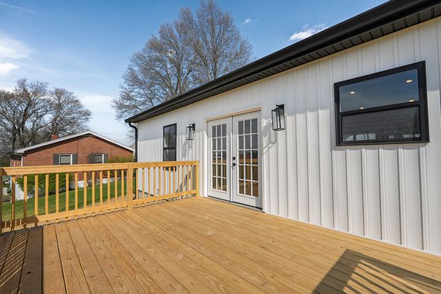 519 Humes Ridge Road, Williamstown, KY 41097