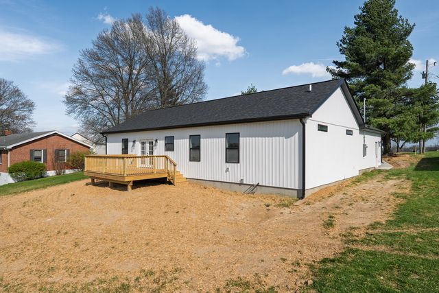 519 Humes Ridge Road, Williamstown, KY 41097
