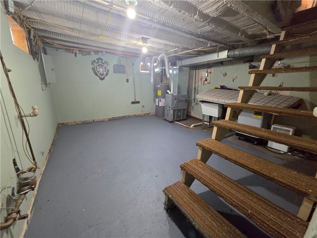 125 Bertha Avenue, Donora, PA 15033