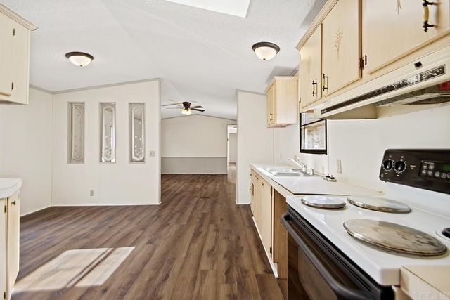 19921 Philis Dr, Hensley, AR 72065