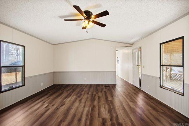 19921 Philis Dr, Hensley, AR 72065