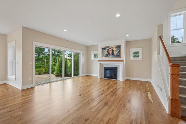 N52W30598 Moraine DRIVE, Hartland, WI 53029