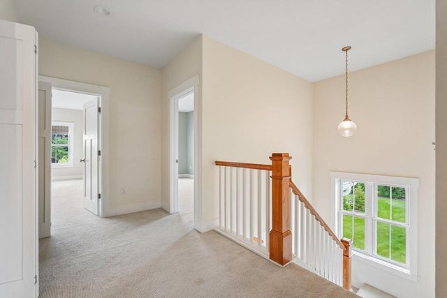 N52W30598 Moraine DRIVE, Hartland, WI 53029